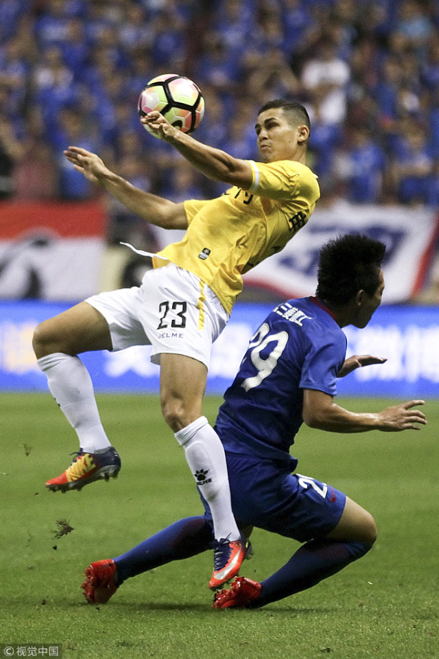 申鑫队接连遭遇挫败,球员调整心态 申鑫队接连遭遇挫败,球员调整心态