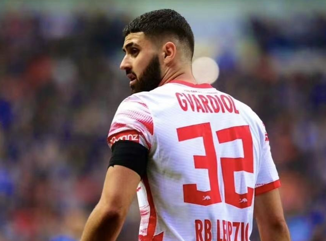 开云体育登录-莱比锡红牛不敌多特蒙德，功败垂成的简单介绍